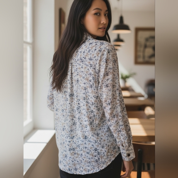 EUC CANYON RIVER BLUES Sz. S Multi-Color Long Sleeve Button V-Neck Pullover Top - Picture 2 of 11